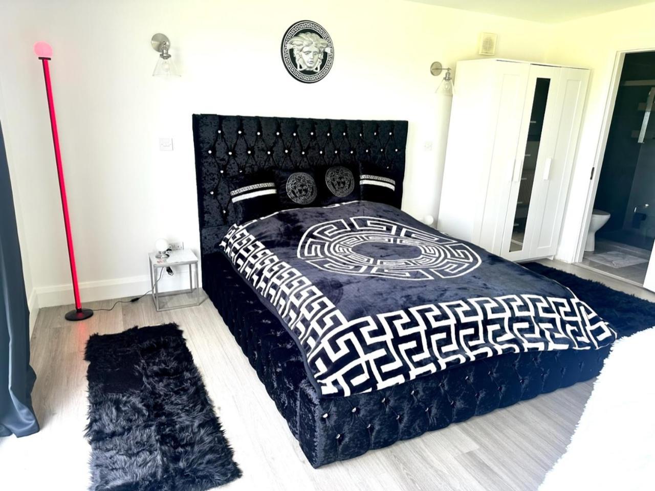 Kildare Luxury Suites Exteriör bild